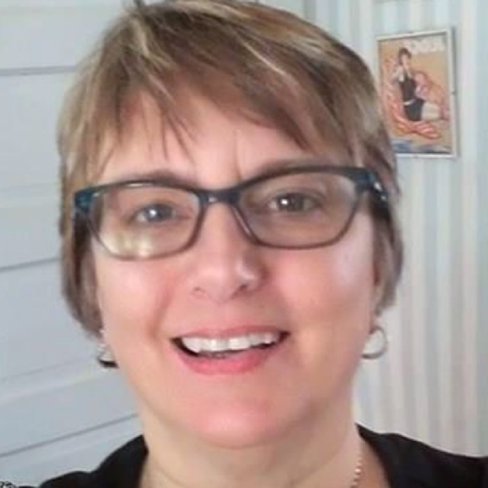 Meet your Posher, Carrie